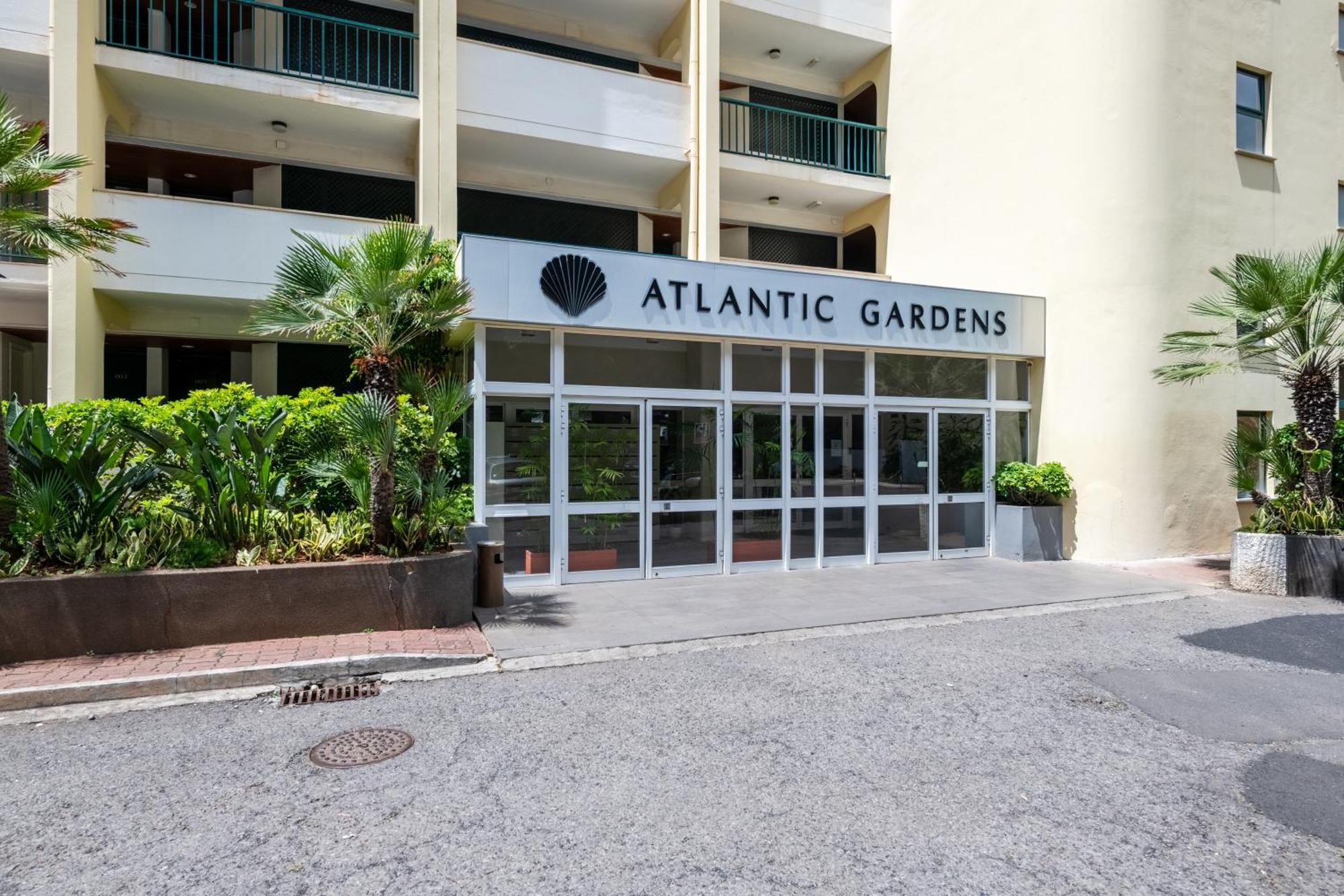 Atlantic View Apartment At Formosa Beach Фуншал Екстериор снимка
