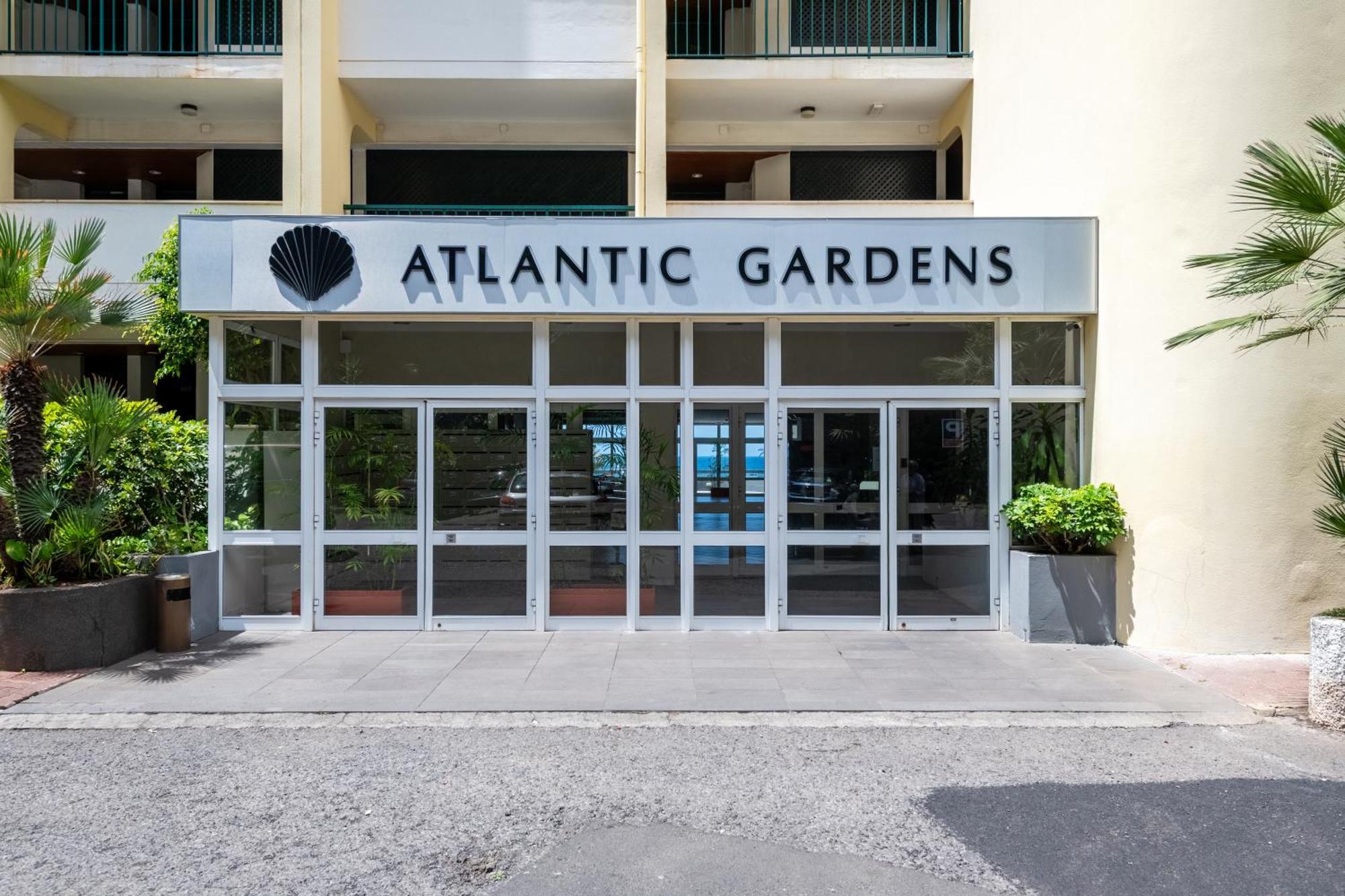 Atlantic View Apartment At Formosa Beach Фуншал Екстериор снимка